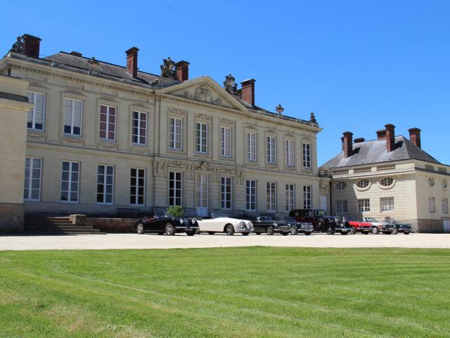 Chateau De Craon Craon Cp Mayenne Tourisme 1920px