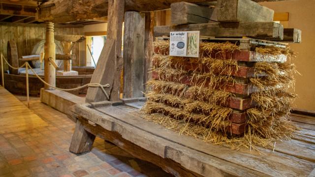 Musee Du Cidre Vallee De Haute Mayenne Lassay Les Chateaux Melleray La Vallee