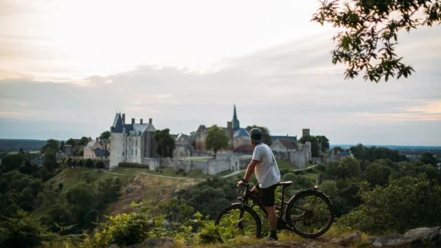 Sainte Suzanne Velo Hellolaroux